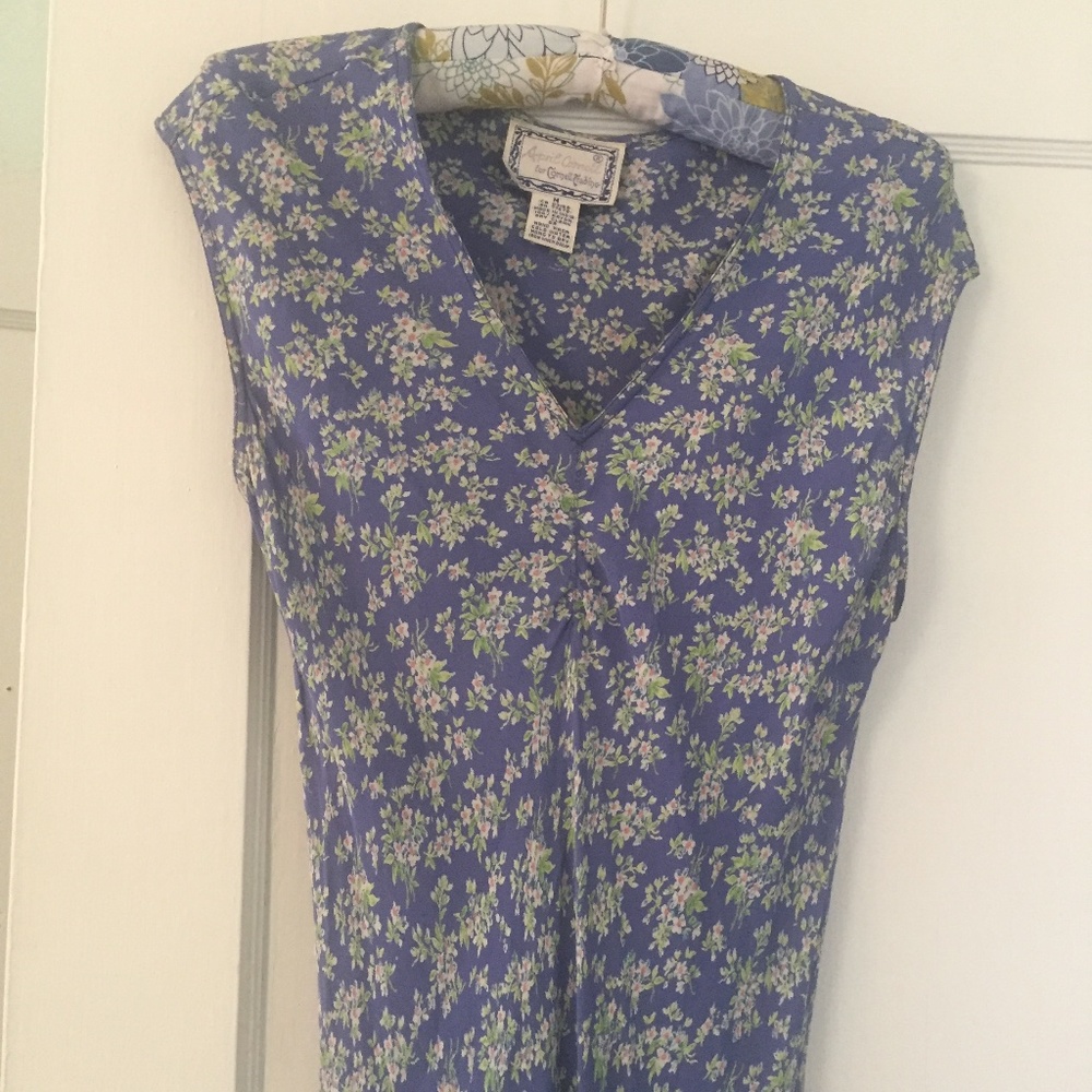 Beautiful April Cornell Woman’s dress size M -long